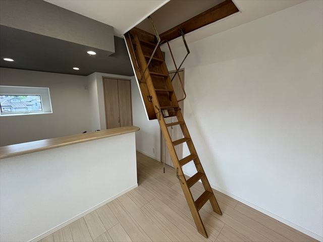 小屋裏収納