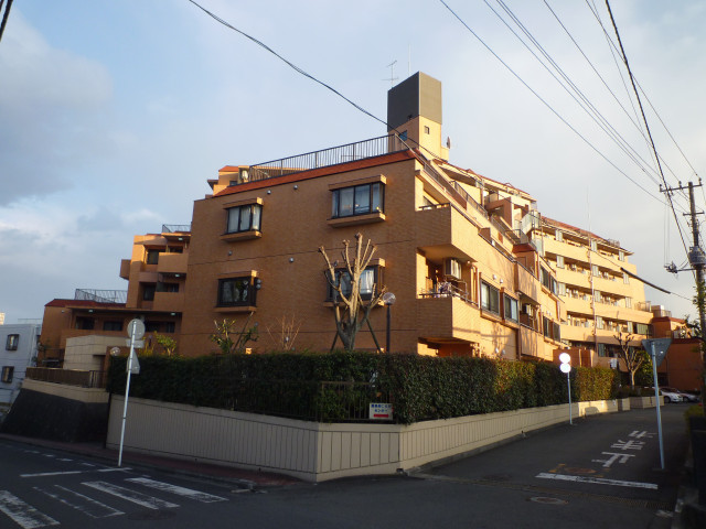 鵜野森3丁目　ライオンズヒルズ町田壱番館